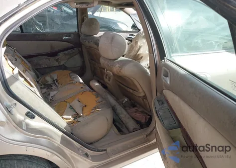 2001 Acura Tl 3.2 (A5) z USA, uszkodzony, nr VIN 19UUA56651A001648